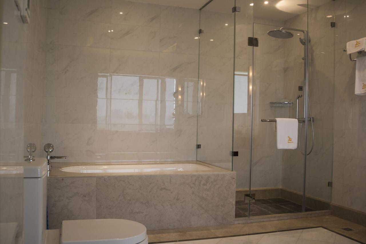 Greentree Eastern Hotel-shanghai Hongqiao Transportation Hub Branch Hotel 4*